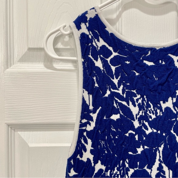 Ann Taylor Petite Floral Knit Dress - Picture 5 of 11